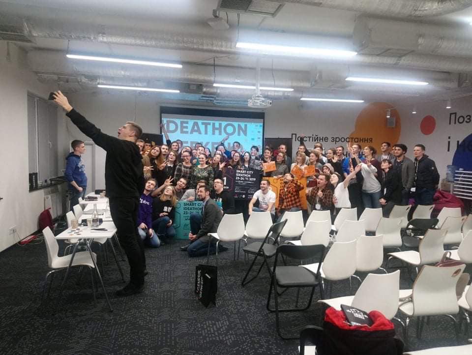 25.11.19 Smart City 3.jpg